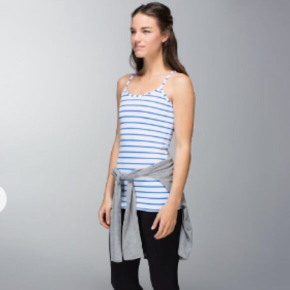 LULULEMON power y tank blue and white size 2 - Picture 3 of 9